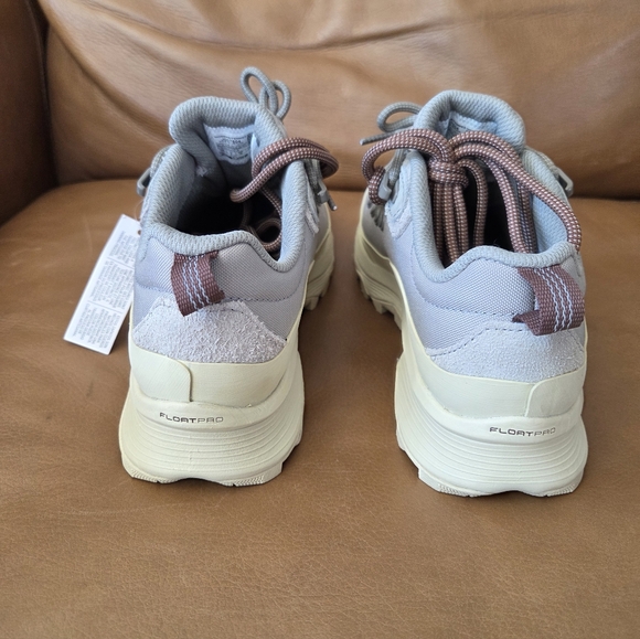 SOLD!!!!!!Merrell Women's Ontario SP Lace In  Aluminum Hiking Shoes - Picture 6 of 10